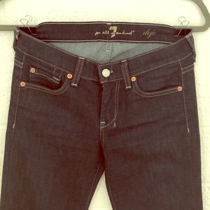 The perfect (subtle) Jeans.